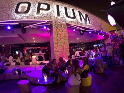 terraza opium barcelona